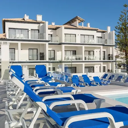 Correeira Luxury Residence T2 H - Albufeira, Pools, Wifi, Bbq, Beach Appartement *