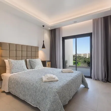 Correeira Luxury Residence T2 H - Albufeira, Pools, Wifi, Bbq, Beach Appartement *